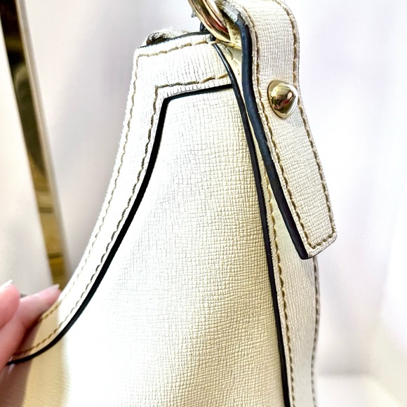 Dooney & Bourke Creamy White Leather Hobo Shoulder Bag - Picture 3 of 12